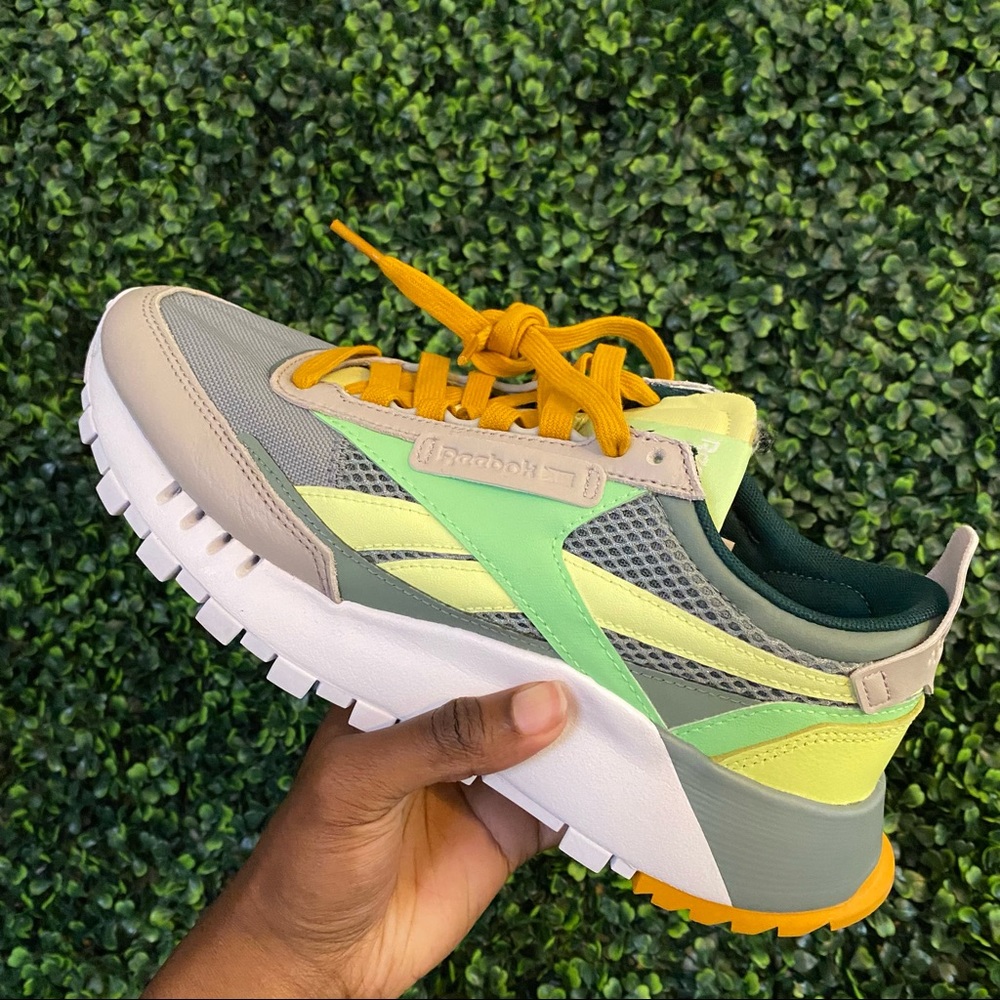 Reebok CL Legacy - Picture 3 of 7